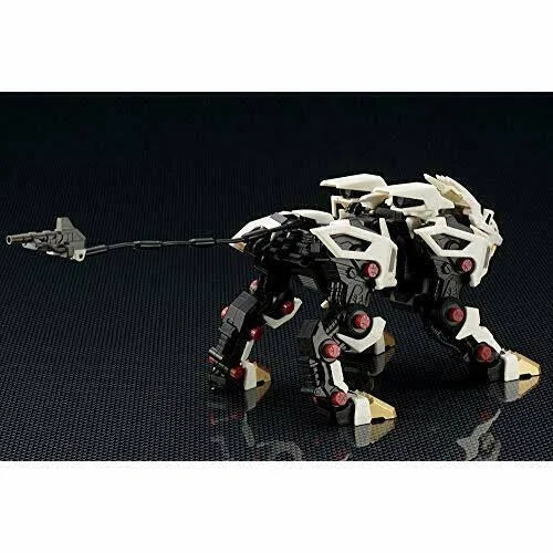 1/100 Scale Action Figure V6573