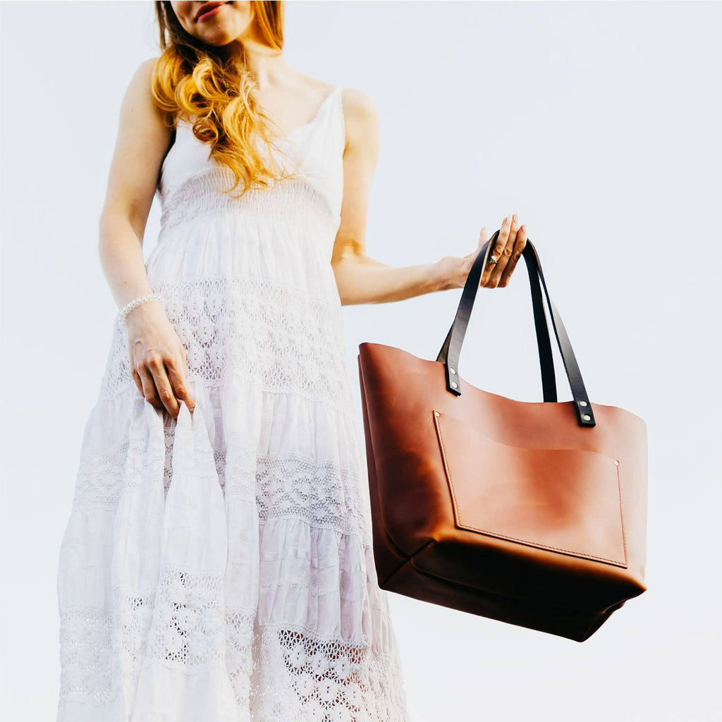 Classic Tote Y123389