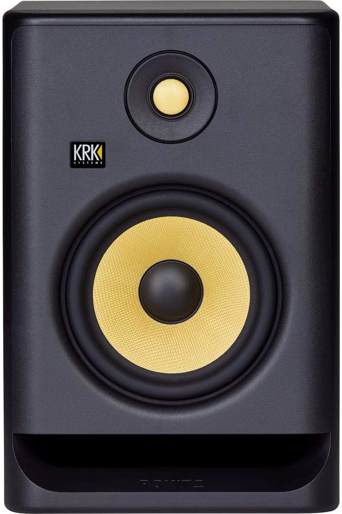 7 6.5 2-Way Active Studio Monitor with Isolation Pad & XLR Cable Bundle M750309