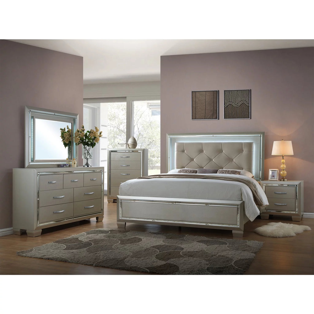 King Panel Bed G91336