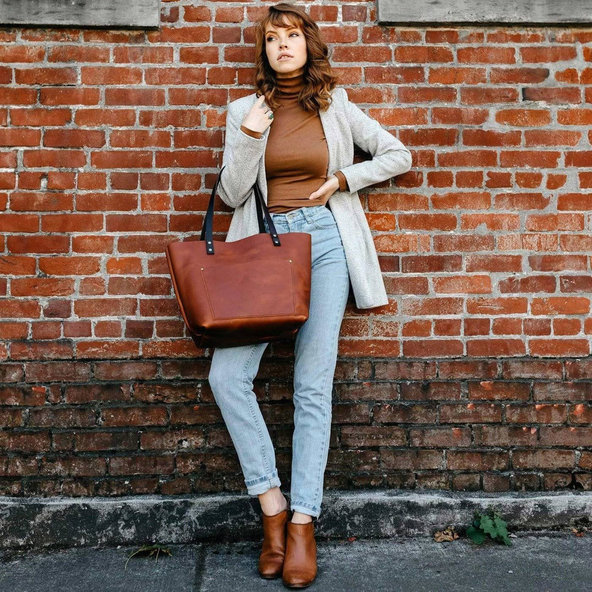 Classic Tote Y123389