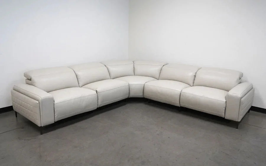 White Leather 5 Pc Reclining Sectional D2306