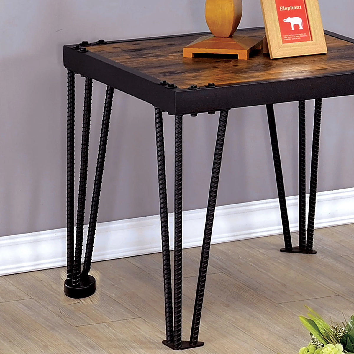 Black Metal Square End Table N557