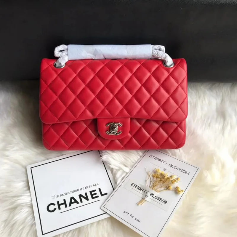 Red Medium Size Lambskin Leather Flap Bag N162