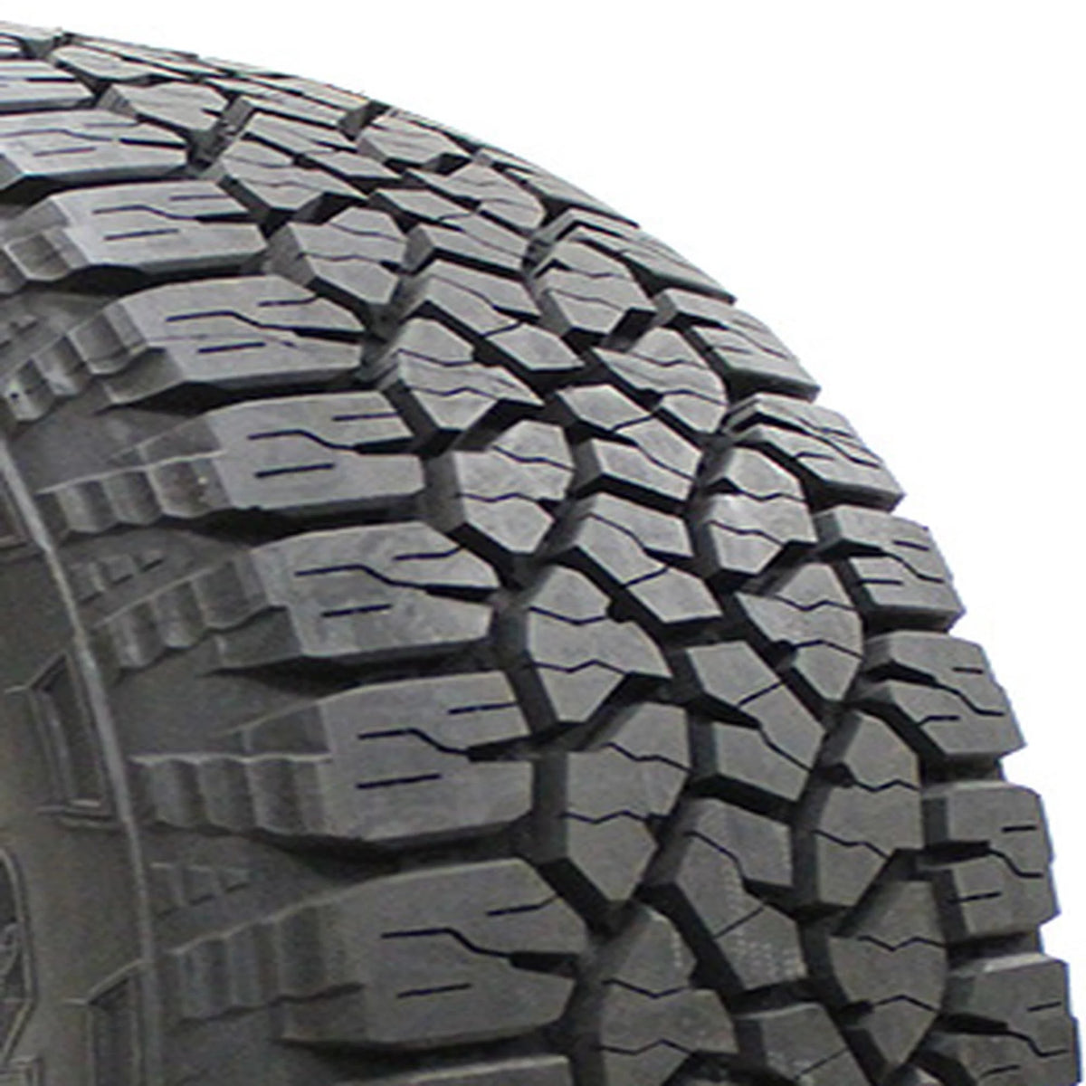 All-Terrain Tire 235/75R15 105S J233