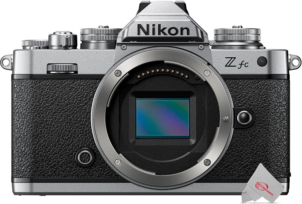 Mirrorless Camera Body with 28mm f/2.8 Lens Z92749