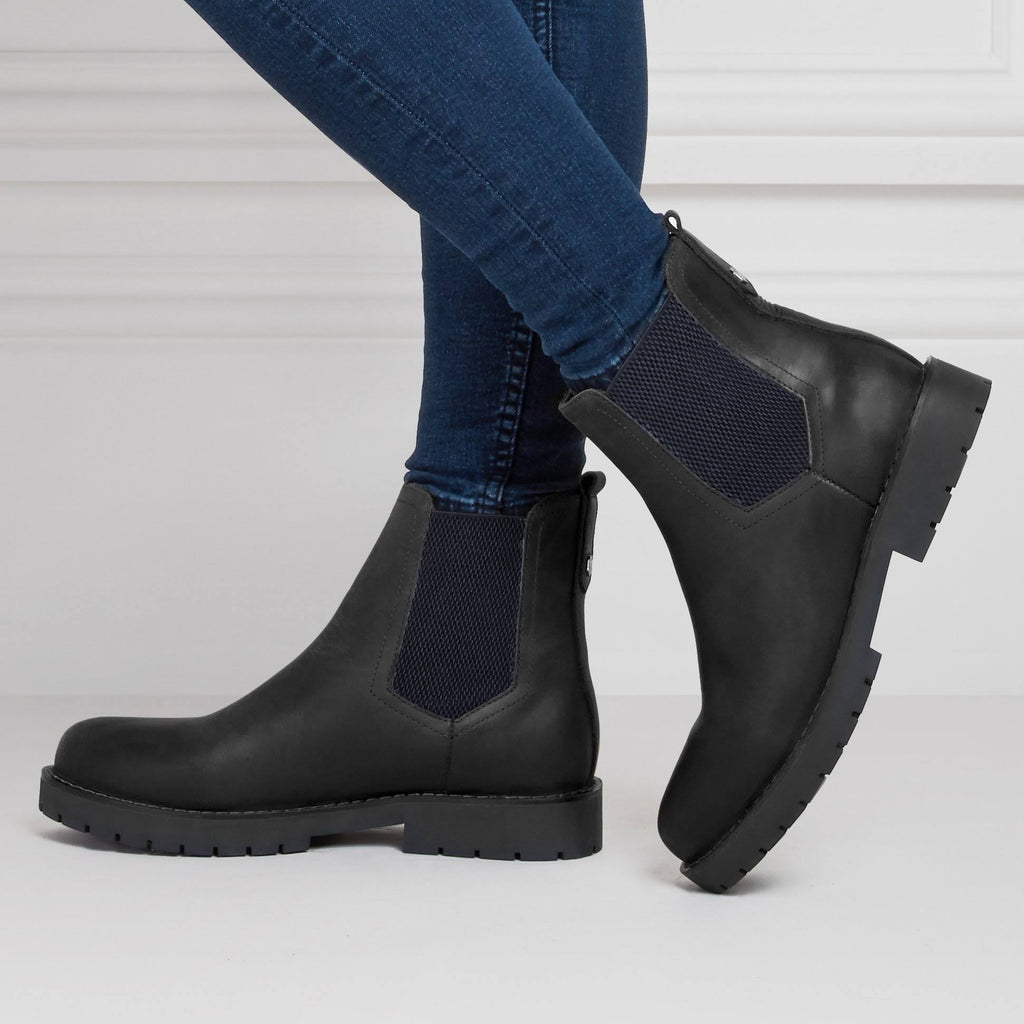 Black Sheepskin UK 6 EU 39 B71959