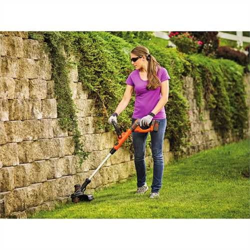40V MAX Lithium-Ion Cordless String Trimmer & Sweeper Combo Kit F87953