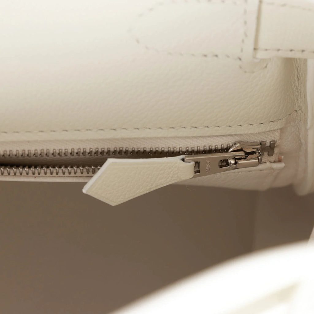 White 28 Retourne Handbag D112071