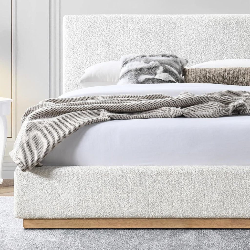 Queen Boucle Platform Bed F825520