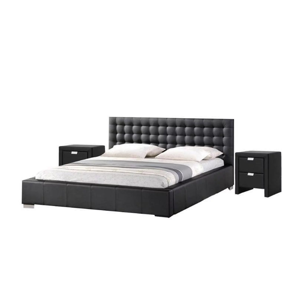 3 Piece Bedroom Set with Queen Platform Bed and Set of 2 Nightstand in Black P203352