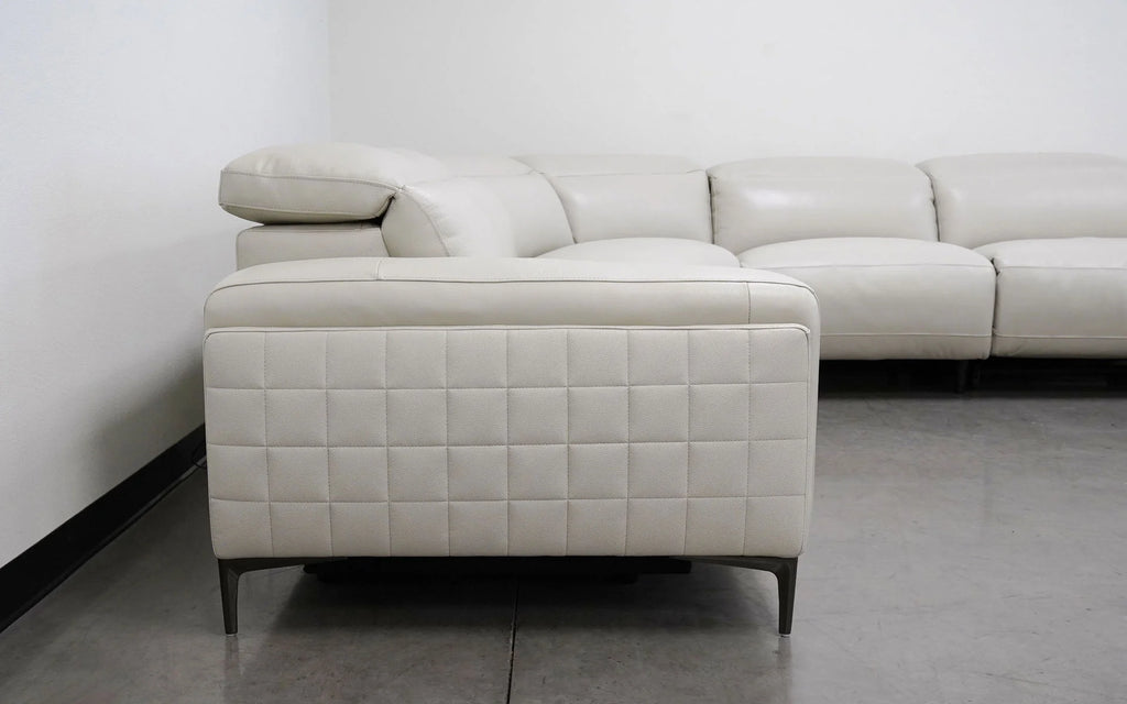 White Leather 5 Pc Reclining Sectional D2306