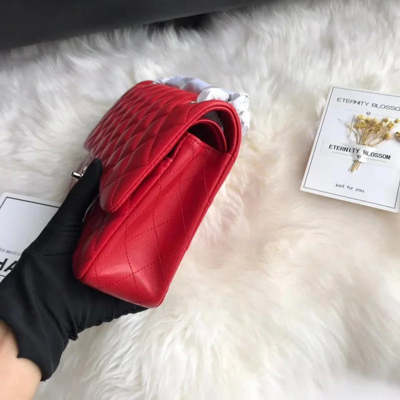 Red Medium Size Lambskin Leather Flap Bag N162