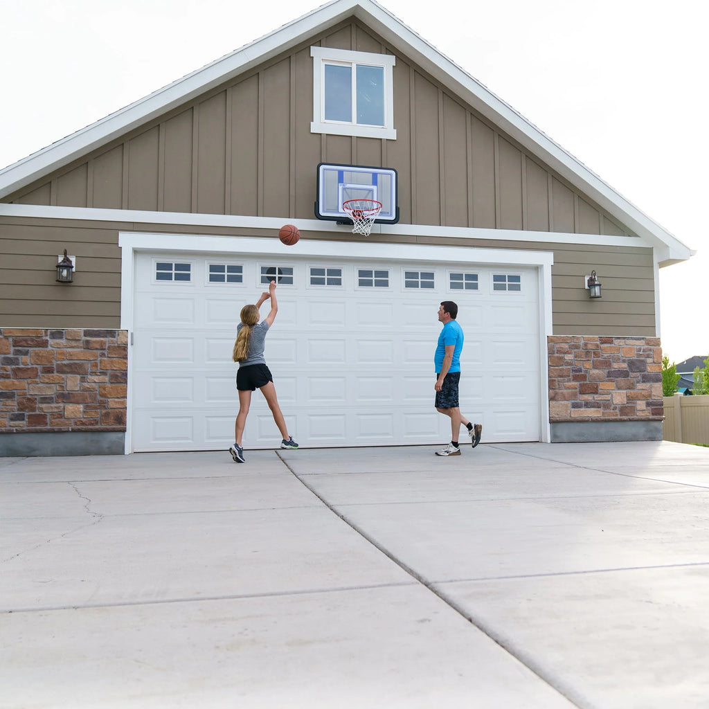 44 inch Polycarbonate Basketball Backboard and Rim Combo P57230